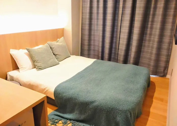 R Hotel Namba